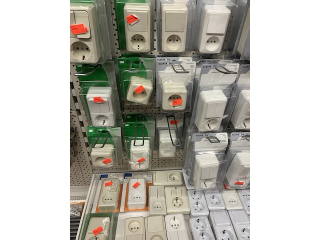 Partij diverse elektra en contra stekkers - afbeelding 2 van  3