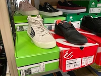 Partij diverse es/adidas/emerica/cariuma sneakers (24x) - afbeelding 6 van  12