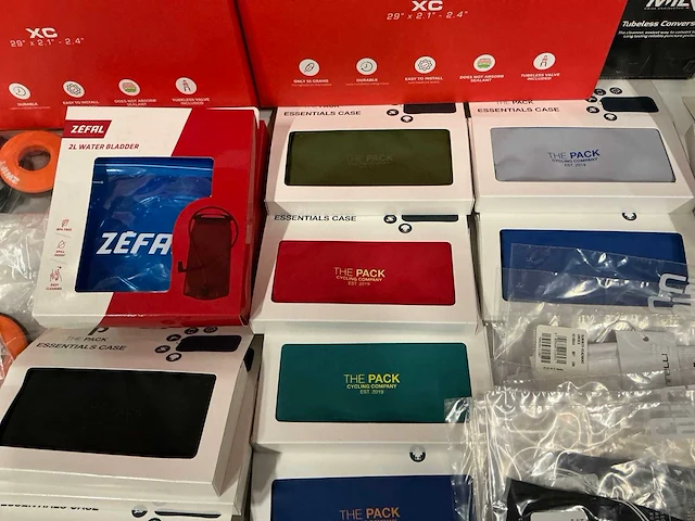 Partij diverse fiets benodigdheden (59x) - afbeelding 9 van  12