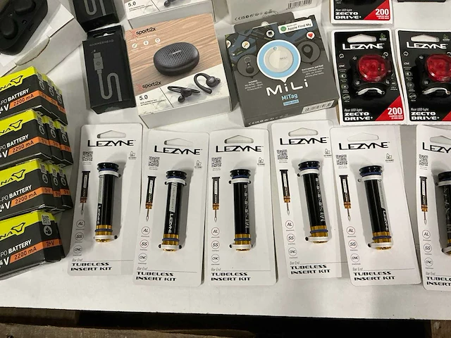 Partij diverse fiets benodigdheden (69x) - afbeelding 5 van  9