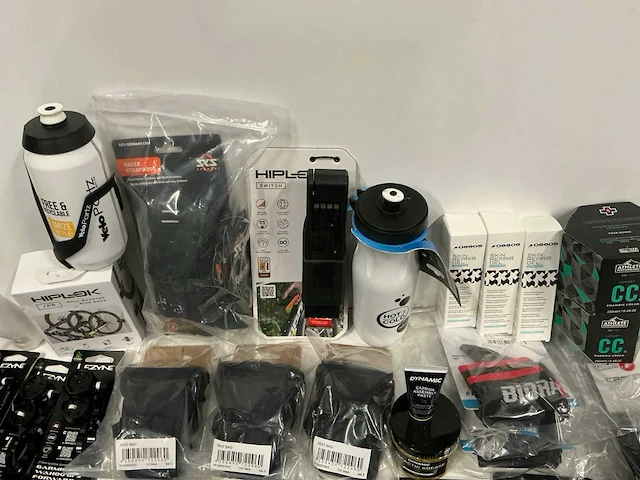 Partij diverse fiets benodigdheden (83x) - afbeelding 14 van  15