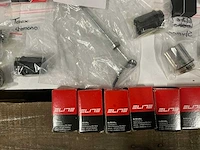 Partij diverse fiets benodigdheden (90x) - afbeelding 10 van  13