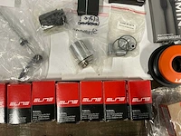 Partij diverse fiets benodigdheden (90x) - afbeelding 11 van  13