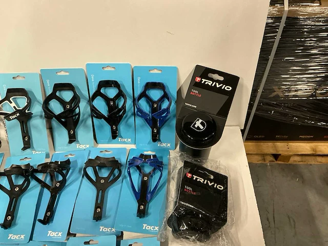 Partij diverse fiets items o.a tacx/elite/trivio (43x) - afbeelding 9 van  9