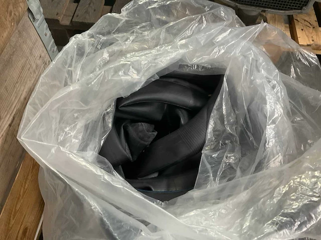 Partij diverse fietsbanden - afbeelding 5 van  5