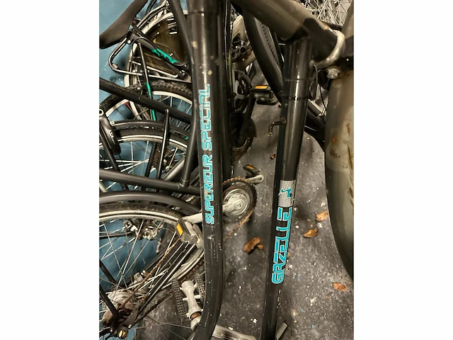 Partij diverse fietsen (94 stuks) - afbeelding 13 van  44