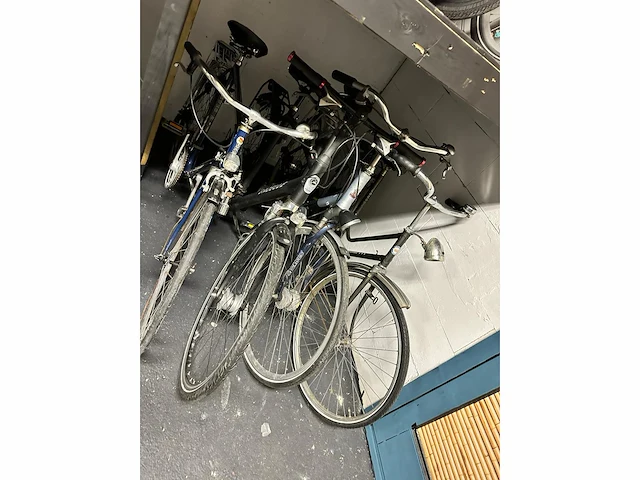 Partij diverse fietsen (94 stuks) - afbeelding 24 van  44