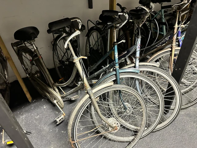 Partij diverse fietsen (94 stuks) - afbeelding 27 van  44