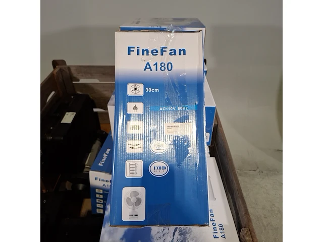 Partij diverse garage inventaris en 9x ventilator, o.a finefan, parat - afbeelding 7 van  12