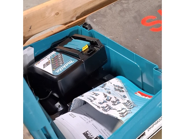 Partij diverse garage inventaris, o.a metabo, bahco - afbeelding 7 van  11