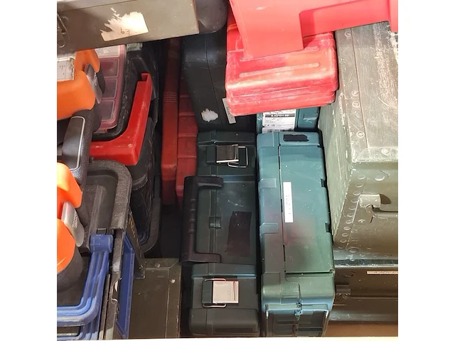 Partij diverse garage inventaris, o.a metabo, bahco - afbeelding 9 van  11
