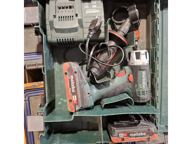 Partij diverse garage inventaris, o.a. metabo, bahco - afbeelding 2 van  15