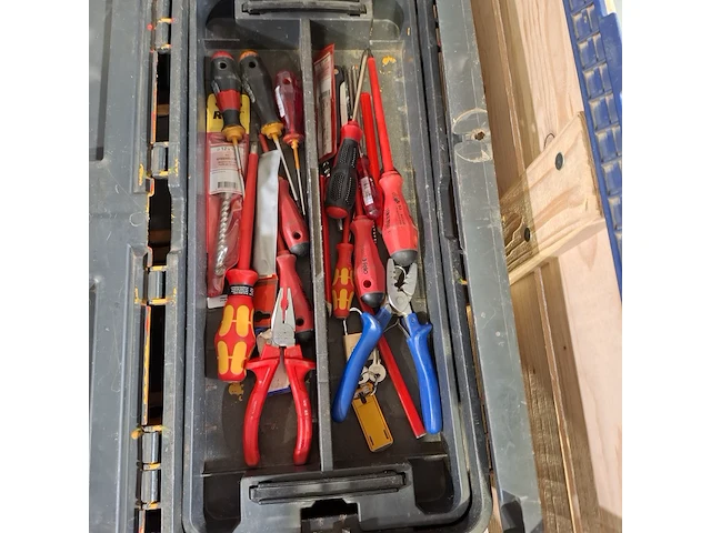 Partij diverse garage inventaris, o.a. metabo, bahco - afbeelding 5 van  15