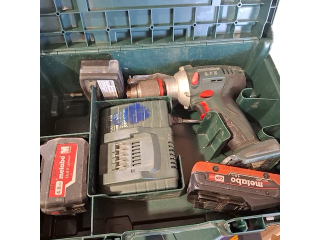 Partij diverse garage inventaris, o.a. metabo, bahco - afbeelding 15 van  15