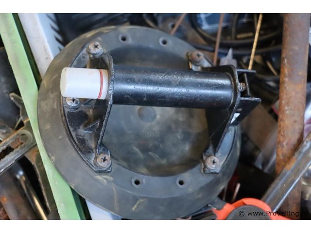 Partij diverse gereedschappen & bevestigingsmaterialen op pallet o.a. sola waterpas, gatenzaag; boren & handzaag - afbeelding 3 van  14