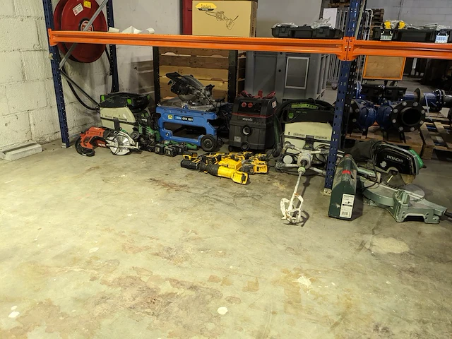 Partij diverse gereedschappen , festool, hitachi, de walt, hilti - afbeelding 1 van  32