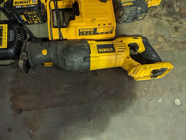 Partij diverse gereedschappen , festool, hitachi, de walt, hilti - afbeelding 15 van  32