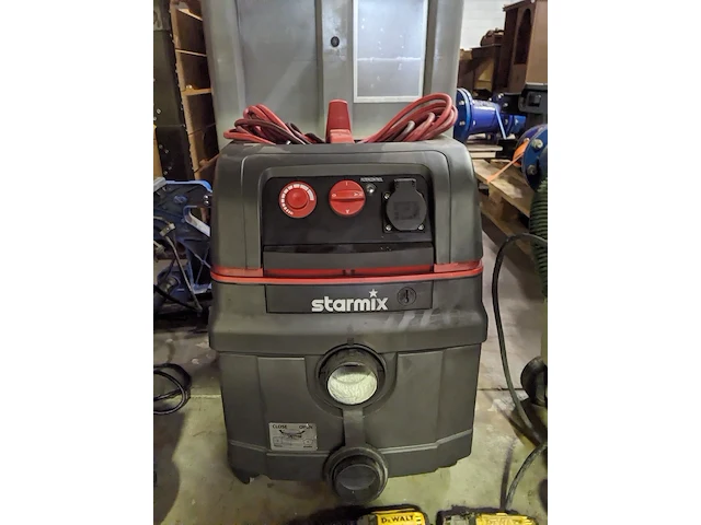 Partij diverse gereedschappen , festool, hitachi, de walt, hilti - afbeelding 17 van  32