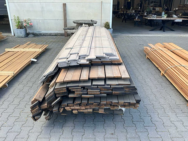 Partij diverse gevelbekleding (ca 100m2) - afbeelding 2 van  8