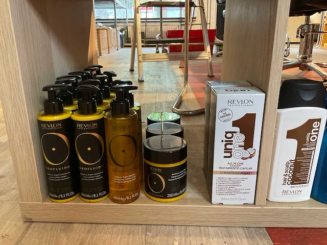 Partij diverse goldwell&boucleme haarproducten (136x) - afbeelding 3 van  12