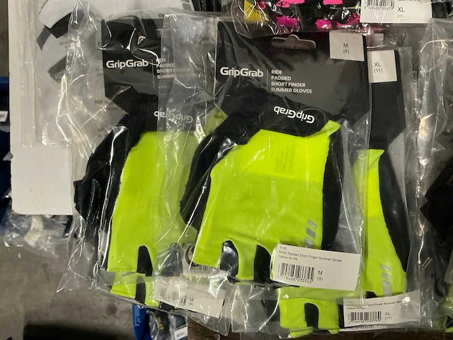 Partij diverse gripgrab fietshandschoenen (127x) - afbeelding 12 van  15