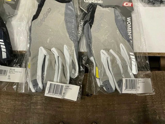 Partij diverse gripgrab fietshandschoenen (29x) - afbeelding 9 van  18