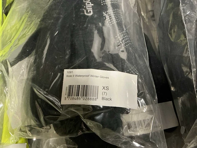 Partij diverse gripgrab fietshandschoenen (33x) - afbeelding 8 van  19