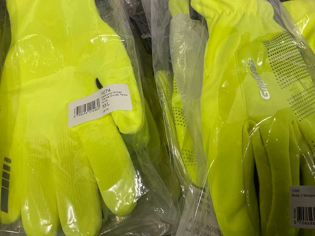 Partij diverse gripgrab fietshandschoenen (79x) - afbeelding 8 van  19