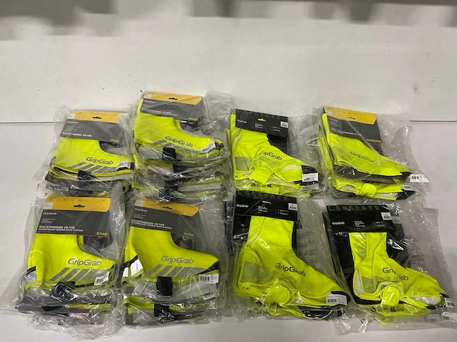 Partij diverse gripgrab hi-vis shoe covers (31x) - afbeelding 1 van  9
