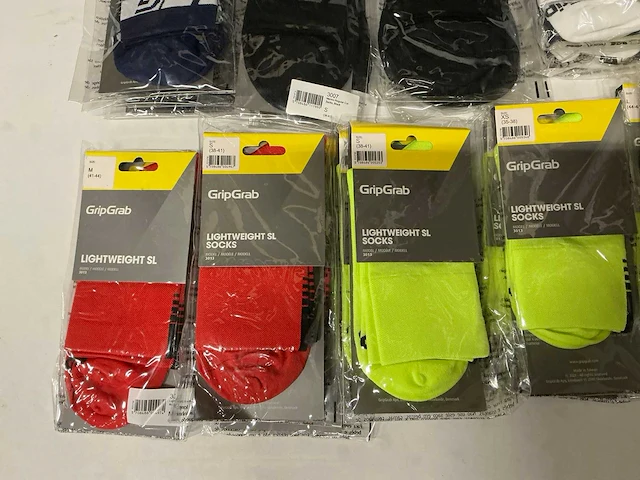 Partij diverse gripgrab merino/lightweight/regular fietssokken (83x) - afbeelding 2 van  12