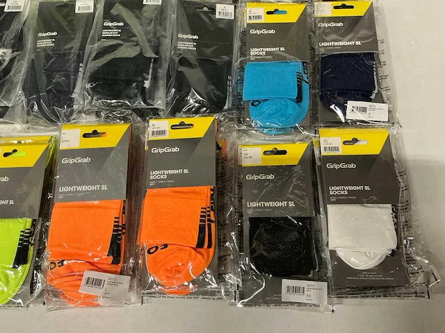 Partij diverse gripgrab merino/lightweight/regular fietssokken (83x) - afbeelding 4 van  12