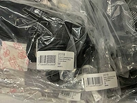 Partij diverse gripgrab shoe covers (54x) - afbeelding 7 van  24