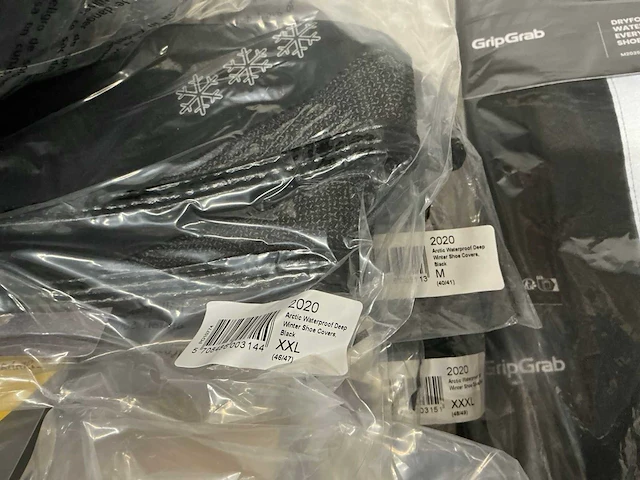 Partij diverse gripgrab shoe covers (54x) - afbeelding 22 van  24