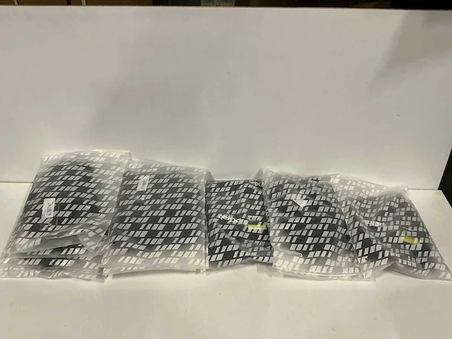 Partij diverse gripgrab wielrenkleding (12x) - afbeelding 1 van  9