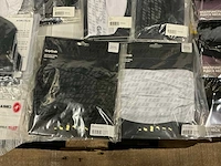 Partij diverse gripgrab/assos/castelli/sealskinz/etc accessoires - afbeelding 6 van  10