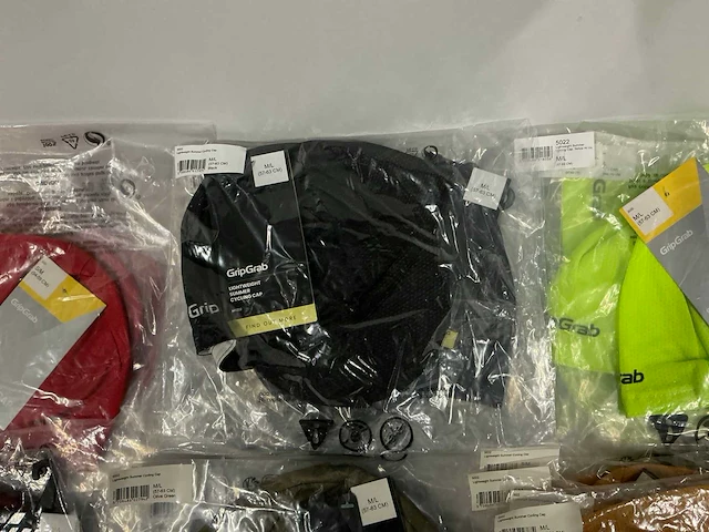 Partij diverse gripgrab/castelli cycling caps/facemasks (71x) - afbeelding 12 van  15