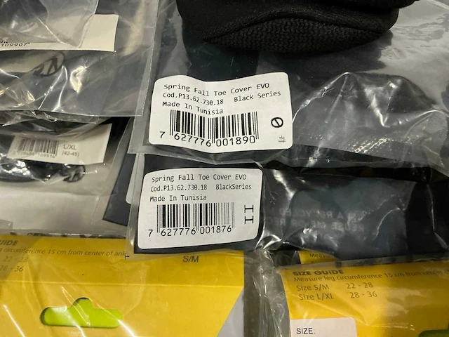 Partij diverse gripgrab/castelli/lazer/bioracer items (68x) - afbeelding 5 van  18