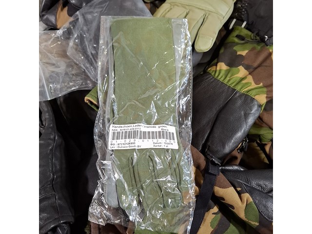 Partij diverse handschoenen - afbeelding 6 van  8