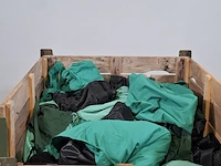 Partij diverse hoezen - afbeelding 2 van  6
