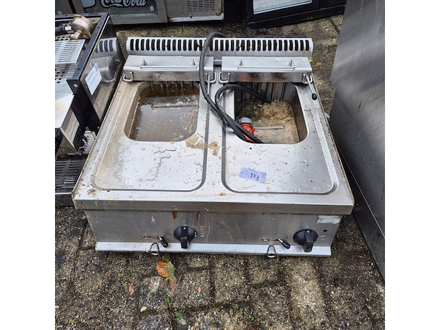 Partij diverse horeca inventaris o.a. liebherr/ rational/ la marzocco/ gamko - afbeelding 9 van  40