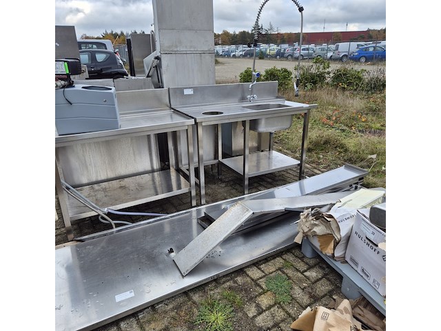 Partij diverse horeca inventaris o.a. liebherr/ rational/ la marzocco/ gamko - afbeelding 36 van  40