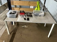 Partij diverse incl. tafel - afbeelding 1 van  5
