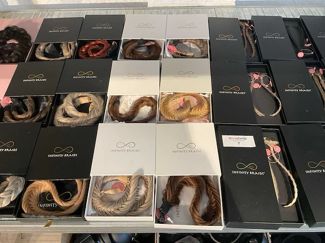Partij diverse infinity braids (39x) - afbeelding 4 van  6
