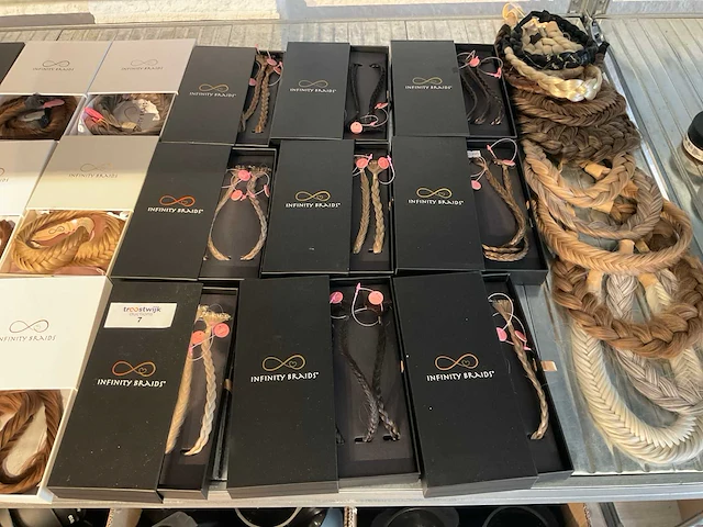 Partij diverse infinity braids (39x) - afbeelding 5 van  6