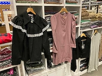 Partij diverse islamitische kleding (265x) - afbeelding 11 van  18