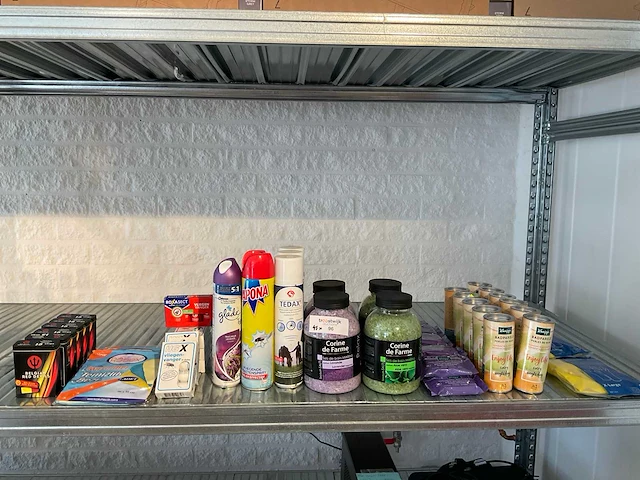 Partij diverse items (45x) - afbeelding 1 van  5