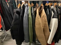 Partij diverse jassen o.a brixton/carhartt/burton/etc (25x) - afbeelding 7 van  14