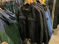 Partij diverse jassen o.a vissla/huf/vans/dc/etc (20x) - afbeelding 2 van  20