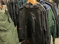 Partij diverse jassen o.a vissla/huf/vans/dc/etc (20x) - afbeelding 17 van  20