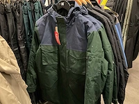 Partij diverse jassen o.a vissla/huf/vans/dc/etc (20x) - afbeelding 20 van  20
